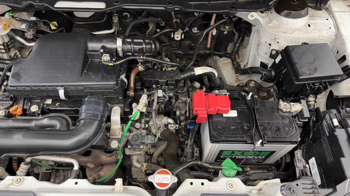 2023 Maruti BREZZA ZXI AT SMART HYBRID, Petrol, Automatic, 4,506 km, Engine View - Left