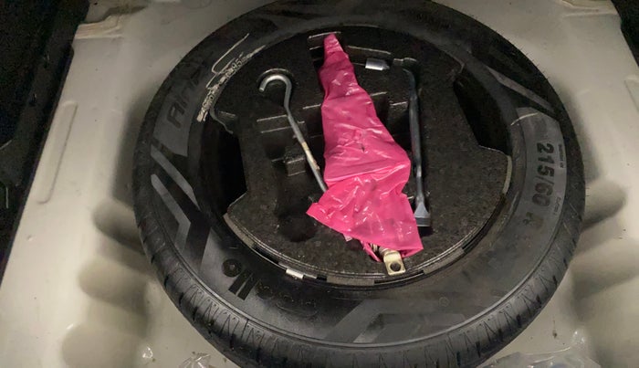 2022 Toyota URBAN CRUISER HIGH GRADE MT, Petrol, Manual, 13,775 km, Spare Tyre