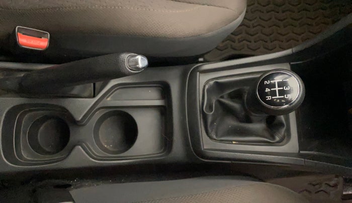 2022 Toyota URBAN CRUISER HIGH GRADE MT, Petrol, Manual, 13,775 km, Gear Lever