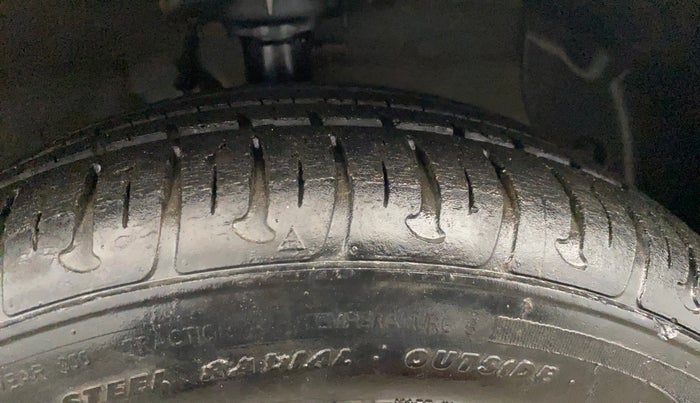 2019 Hyundai Grand i10 MAGNA 1.2 KAPPA VTVT, Petrol, Manual, 21,783 km, Right Front Tyre Tread