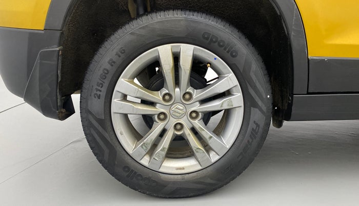 2016 Maruti Vitara Brezza ZDI PLUS DUAL TONE, Diesel, Manual, 45,520 km, Right Rear Wheel