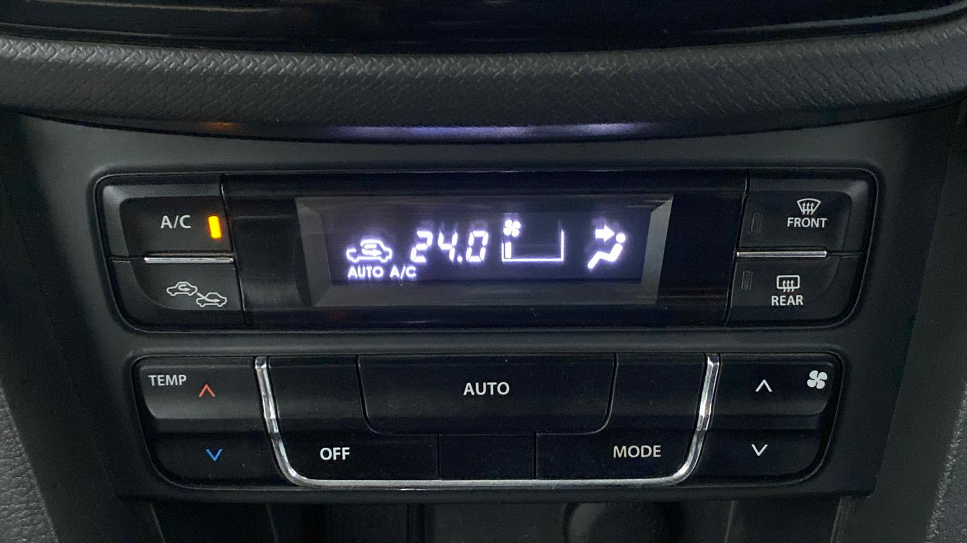 2016 Maruti Vitara Brezza ZDI PLUS DUAL TONE, Diesel, Manual, 45,520 km, Automatic Climate Control