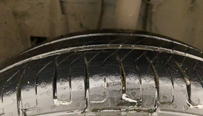 2014 Datsun Go T, Petrol, Manual, 21,446 km, Left Front Tyre Tread