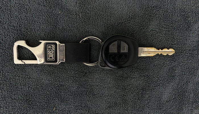 2018 Maruti Swift VDI AMT, Diesel, Automatic, 94,792 km, Key Close Up
