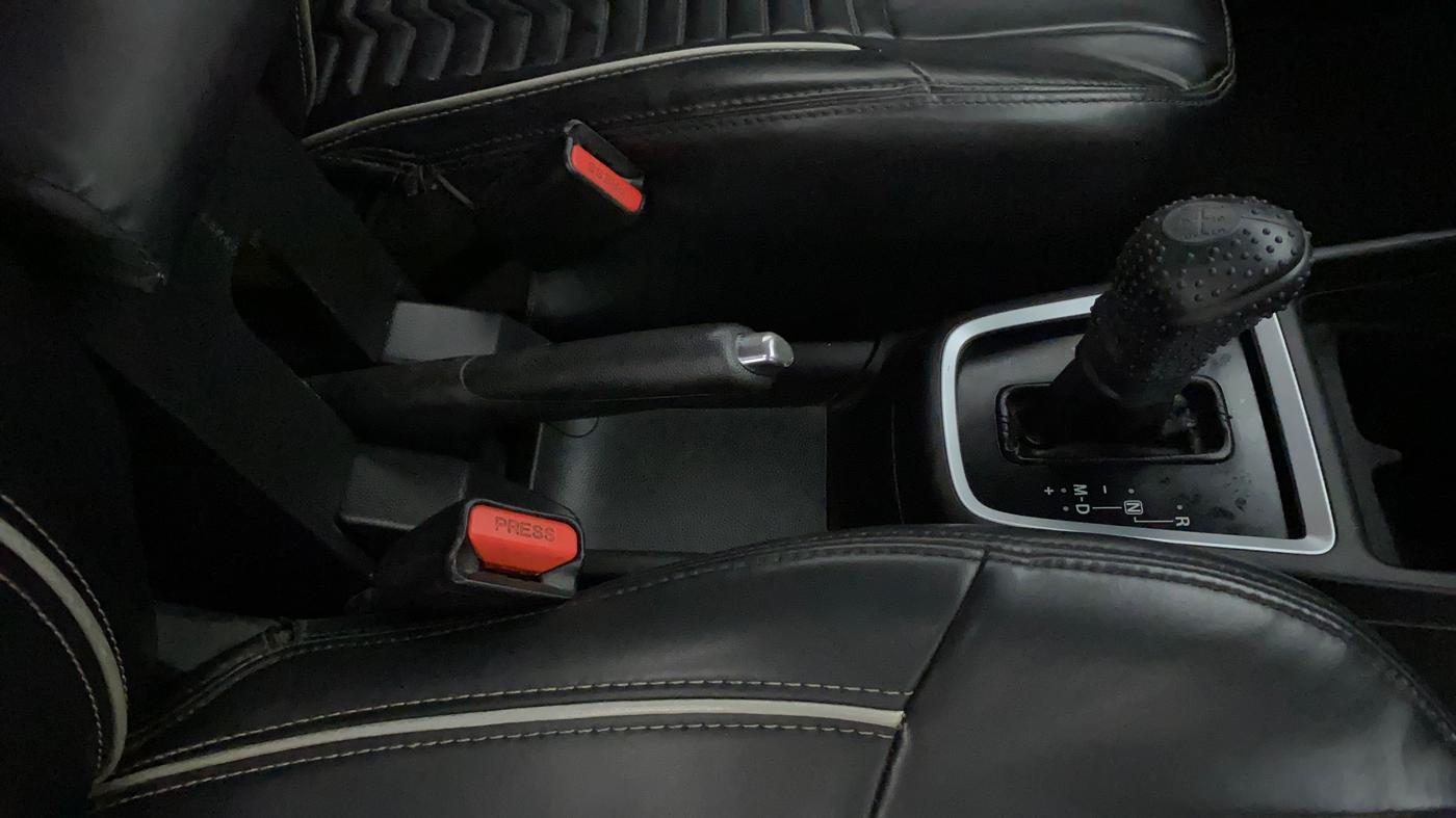 2018 Maruti Swift VDI AMT, Diesel, Automatic, 94,792 km, Gear Lever