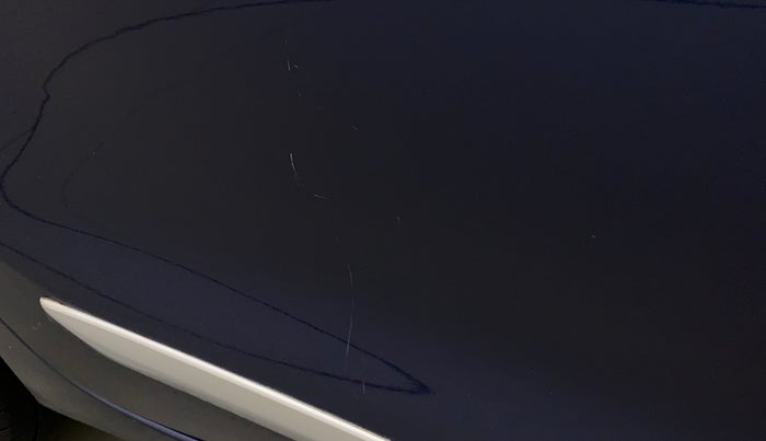 2018 Maruti Swift VDI AMT, Diesel, Automatic, 94,792 km, Right rear door - Minor scratches