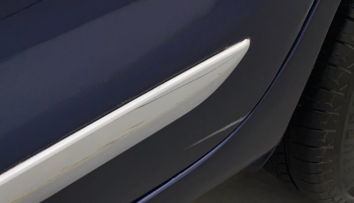 2018 Maruti Swift VDI AMT, Diesel, Automatic, 94,792 km, Rear left door - Minor scratches