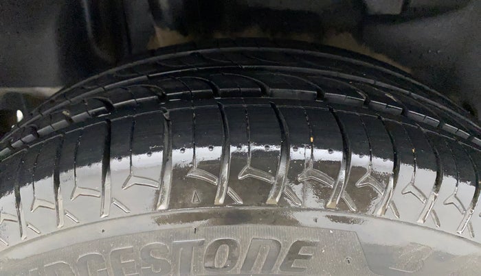 2018 Maruti Swift VDI AMT, Diesel, Automatic, 94,792 km, Right Rear Tyre Tread