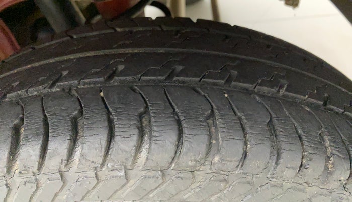 2010 Maruti Alto K10 LXI P, Petrol, Manual, 29,299 km, Left Rear Tyre Tread