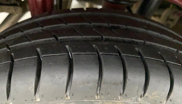 2010 Maruti Alto K10 LXI P, Petrol, Manual, 29,299 km, Right Rear Tyre Tread