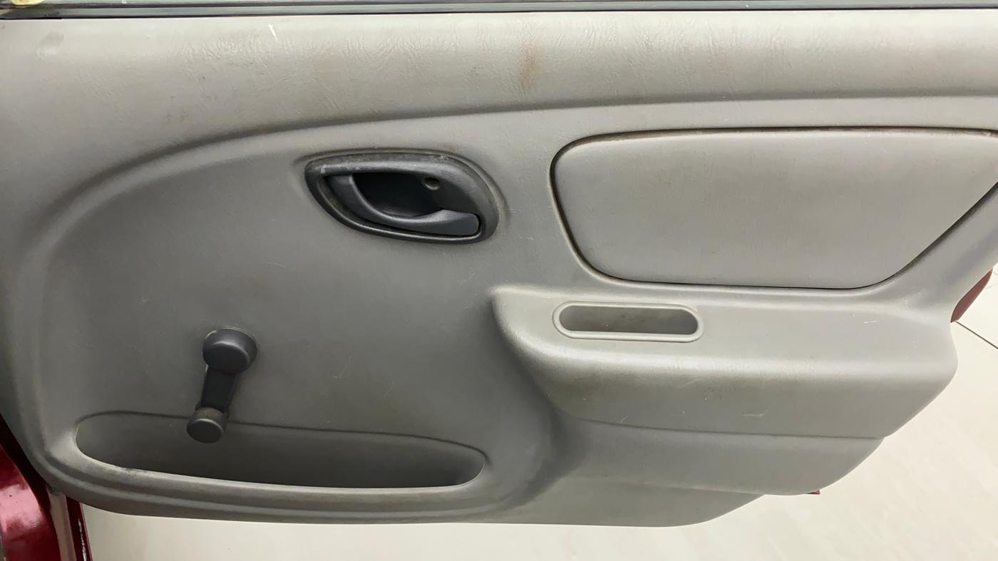 2010 Maruti Alto K10 LXI P, Petrol, Manual, 29,299 km, Driver Side Door Panels Control