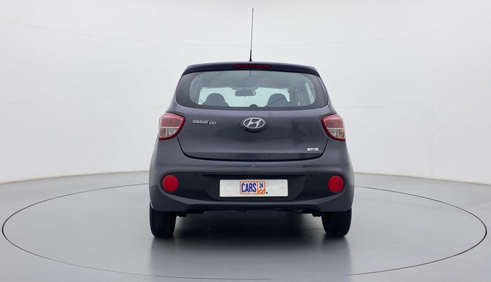 2017 Hyundai Grand i10 MAGNA 1.2 KAPPA VTVT, Petrol, Manual, 17,645 km, Back/Rear