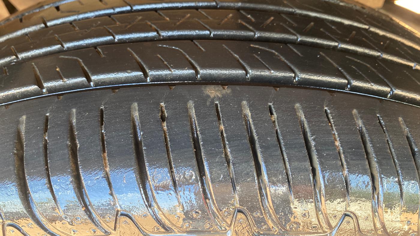 2021 Mahindra Scorpio S3 PLUS, Diesel, Manual, 1,33,015 km, Left Front Tyre Tread