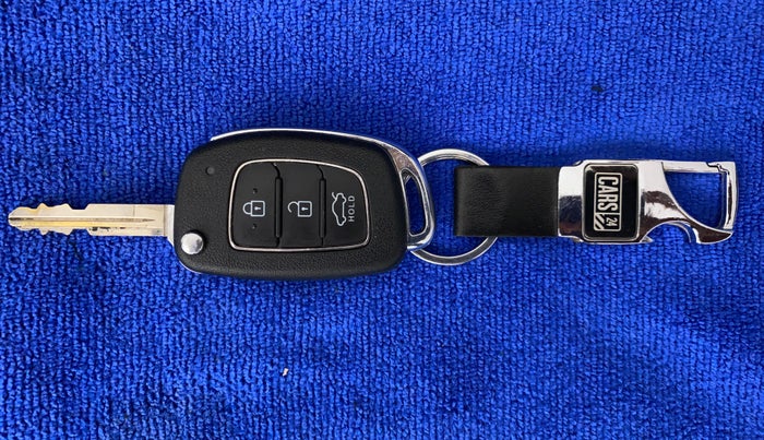 2020 Hyundai GRAND I10 NIOS SPORTZ AMT 1.2 KAPPA VTVT, Petrol, Automatic, 23,561 km, Key Close Up
