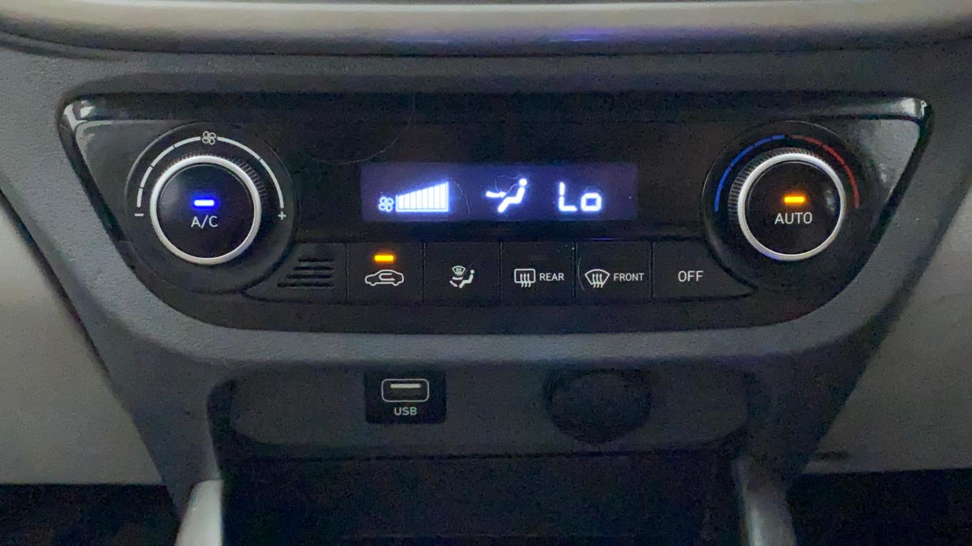 2020 Hyundai GRAND I10 NIOS SPORTZ AMT 1.2 KAPPA VTVT, Petrol, Automatic, 23,561 km, Automatic Climate Control