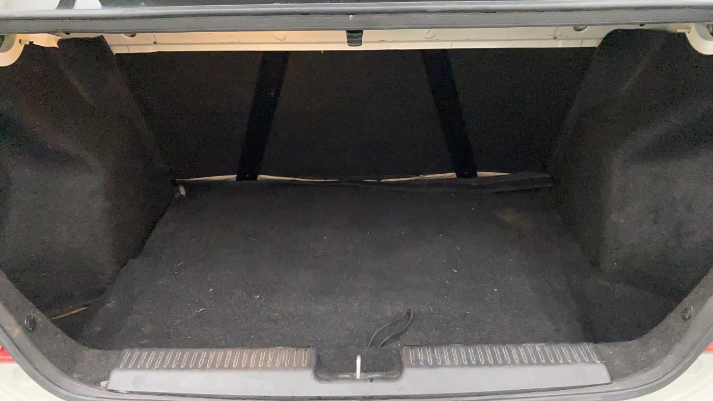 2017 Maruti Dzire VDI AMT, Diesel, Automatic, 1,05,395 km, Boot Inside