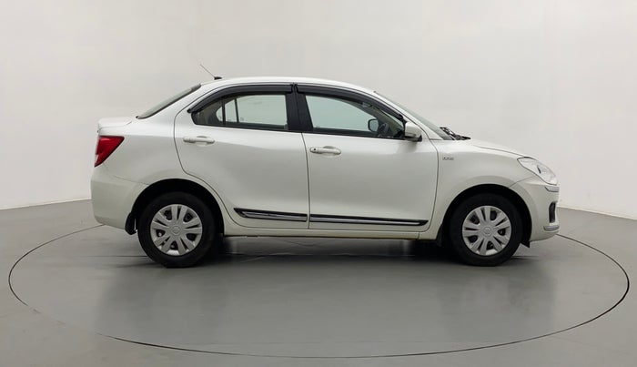 2017 Maruti Dzire VDI AMT, Diesel, Automatic, 1,05,395 km, Right Side