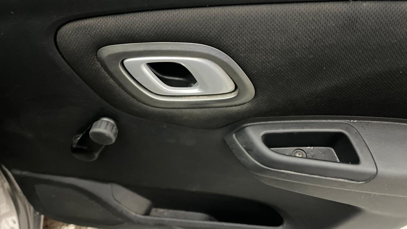 2021 Datsun Redi Go T, Petrol, Manual, 54,072 km, Driver Side Door Panels Control