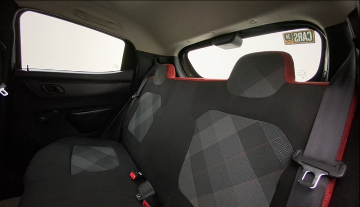 2021 Renault Kwid RXT 0.8, Petrol, Manual, 26,104 km, Right Side Rear Door Cabin