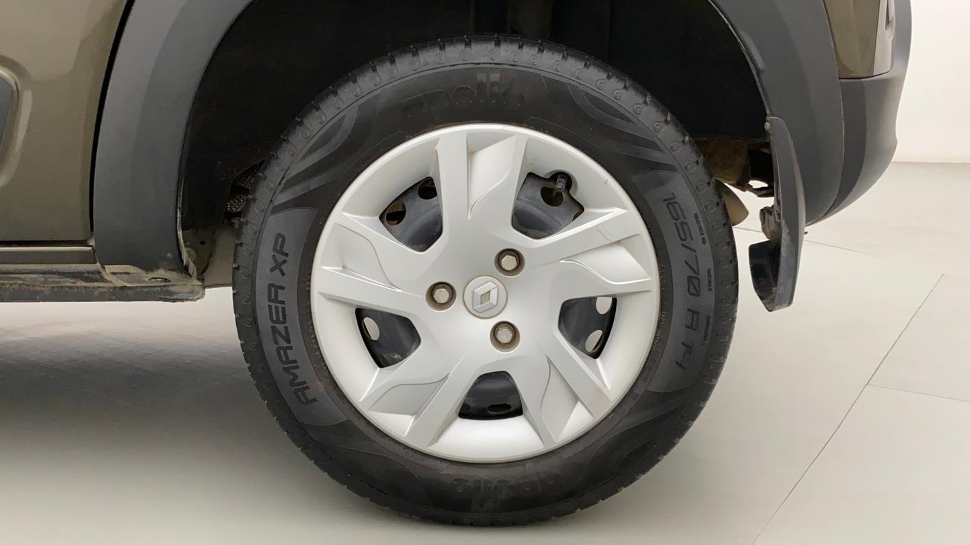 2021 Renault Kwid RXT 0.8, Petrol, Manual, 26,104 km, Left Rear Wheel