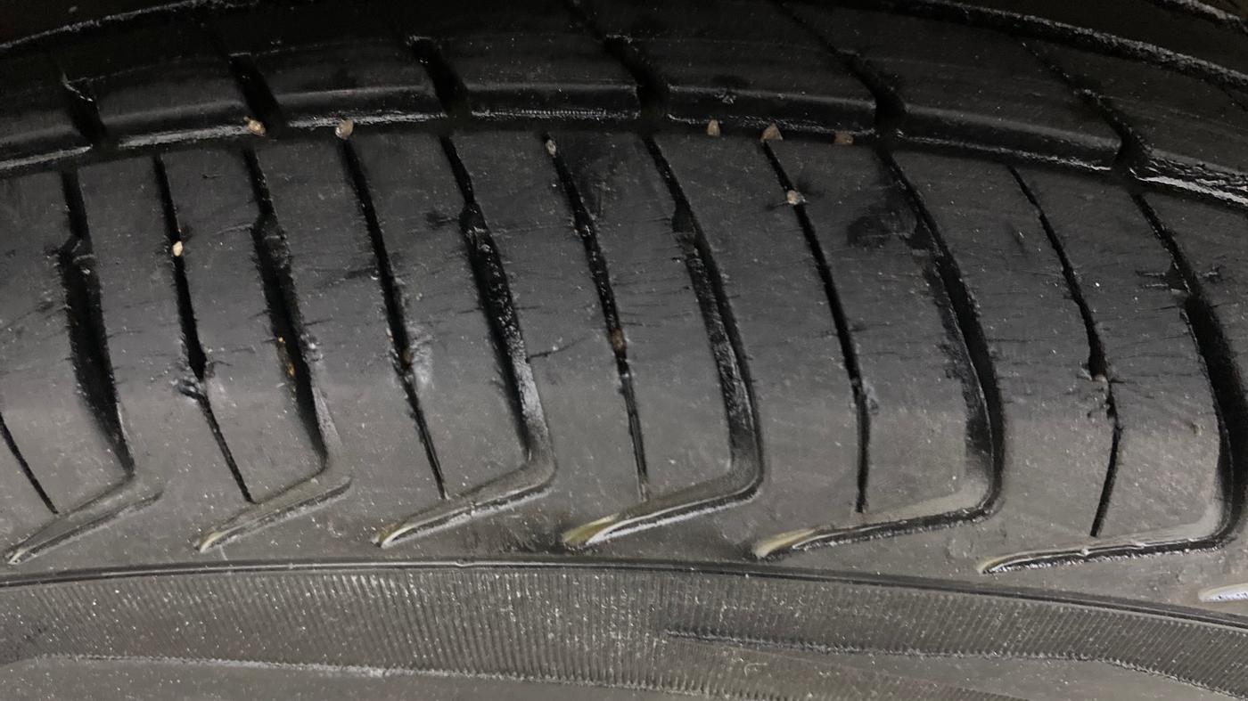 2015 Maruti Wagon R 1.0 LXI CNG, CNG, Manual, 76,434 km, Right Rear Tyre Tread