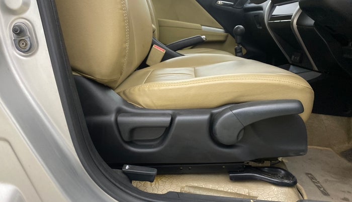2015 Honda City 1.5L I-VTEC V MT, Petrol, Manual, 38,130 km, Driver Side Adjustment Panel