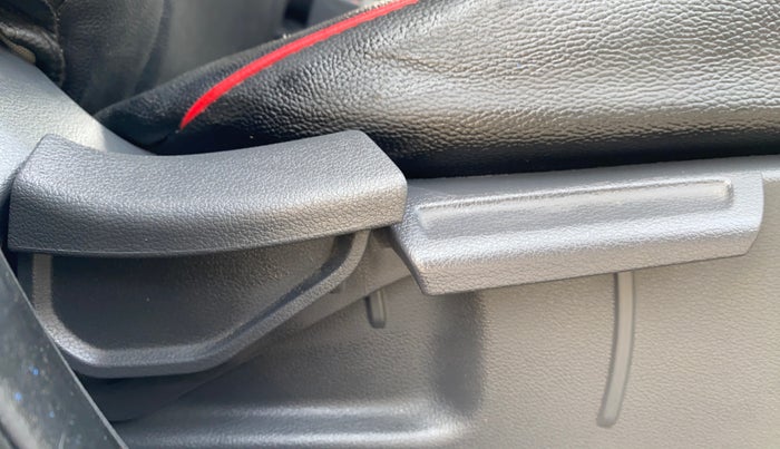 2022 Hyundai GRAND I10 NIOS ASTA AMT 1.2 KAPPA VTVT, Petrol, Automatic, 6,976 km, Driver Side Adjustment Panel