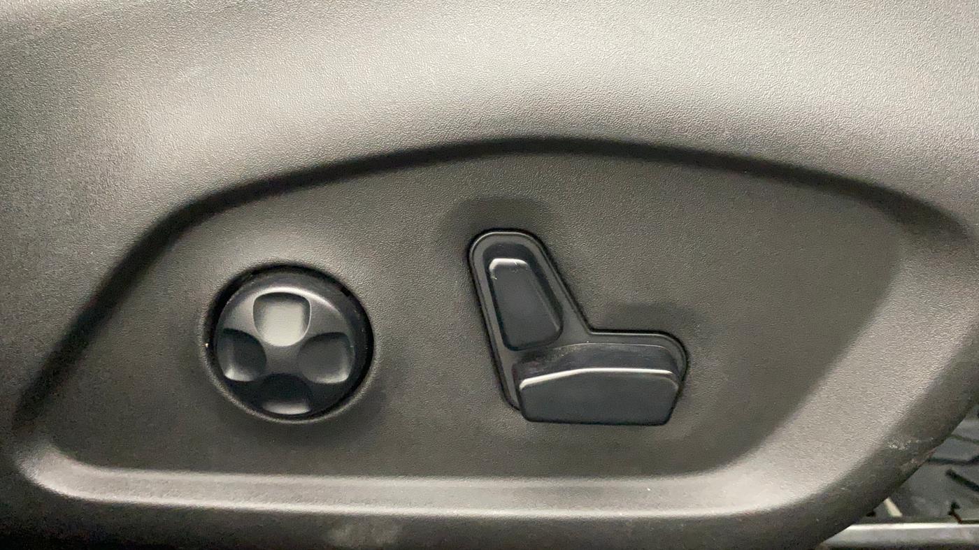 2019 Jeep Compass LIMITED PLUS DIESEL, Diesel, Manual, 38,490 km, Driver Side Adjustment Panel