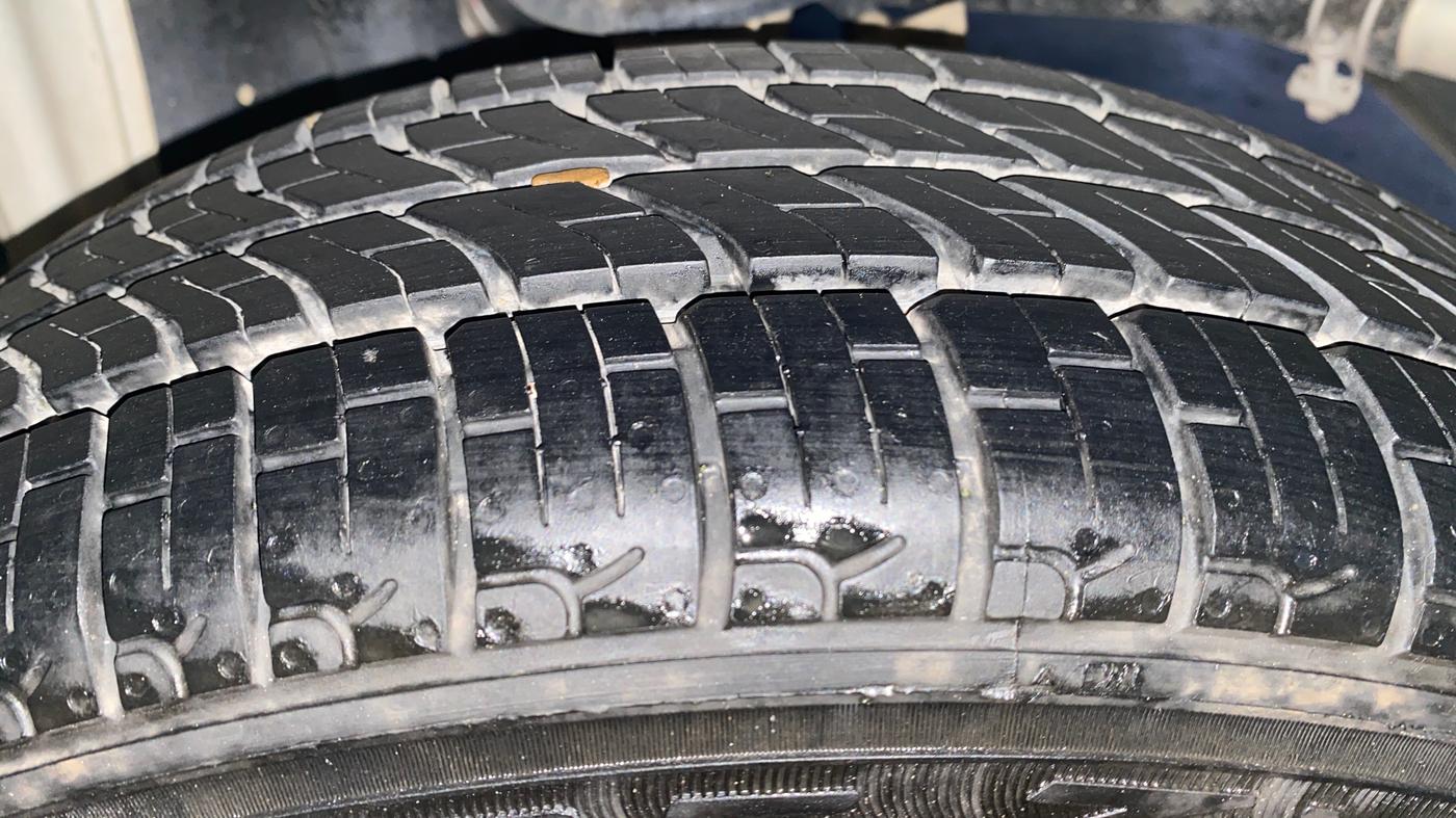2018 Maruti Alto K10 VXI (O) AMT, Petrol, Automatic, 25,082 km, Left Rear Tyre Tread