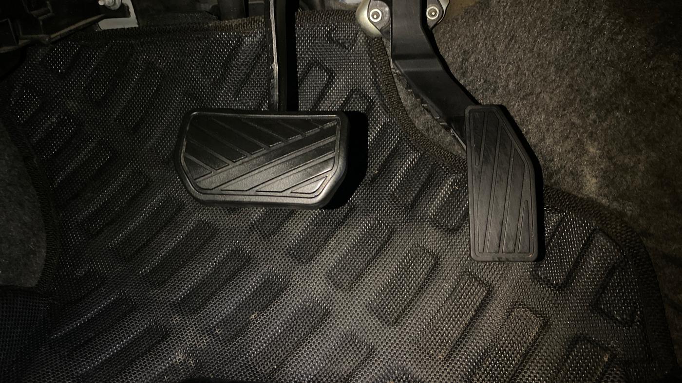 2018 Maruti Alto K10 VXI (O) AMT, Petrol, Automatic, 25,082 km, Pedals