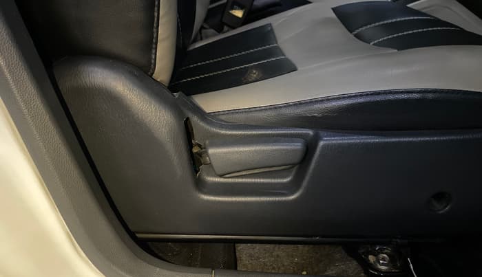 2018 Maruti Alto K10 VXI (O) AMT, Petrol, Automatic, 25,082 km, Driver Side Adjustment Panel