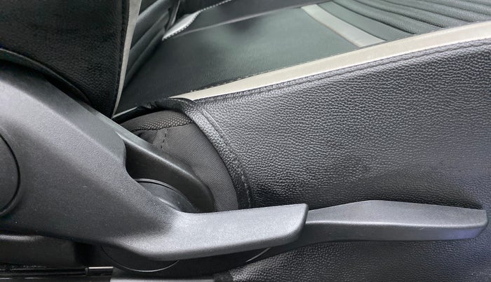 2021 Toyota Glanza V CVT, Petrol, Automatic, 15,000 km, Driver Side Adjustment Panel