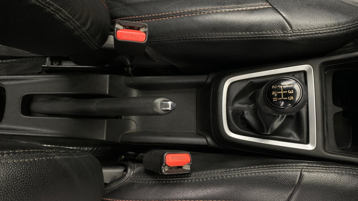 2021 Maruti Swift VXI, Petrol, Manual, 60,180 km, Gear Lever