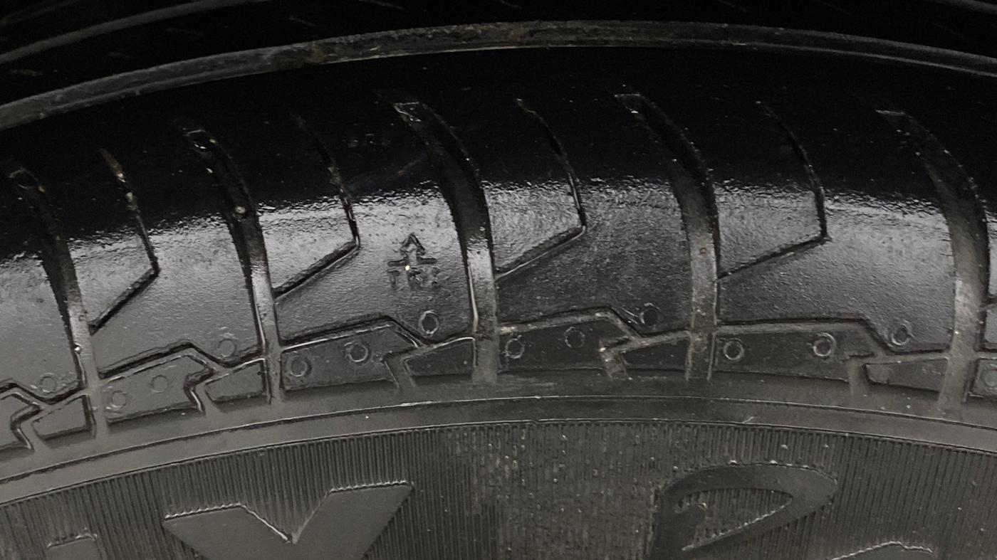 2021 Maruti Swift VXI, Petrol, Manual, 60,180 km, Right Rear Tyre Tread