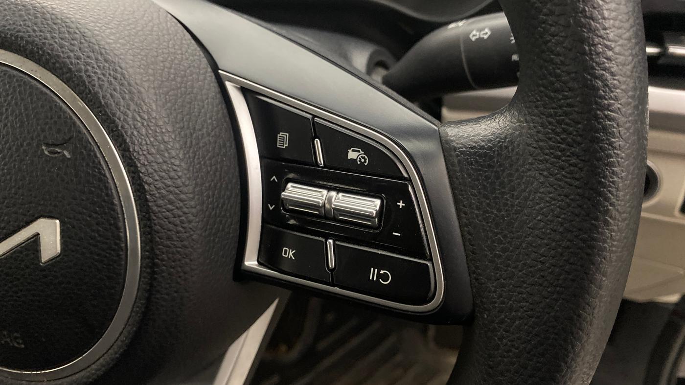 2023 KIA CARENS PRESTIGE PLUS 1.5 PETROL IMT 7 STR, Petrol, Manual, 9,820 km, Adaptive Cruise Control