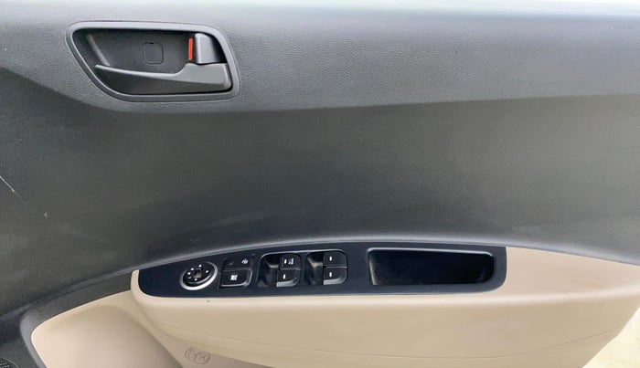 2018 Hyundai Grand i10 MAGNA 1.2 KAPPA VTVT, Petrol, Manual, 83,332 km, Driver Side Door Panels Control