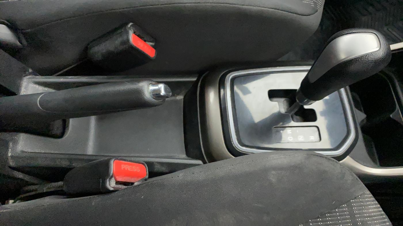 2017 Maruti IGNIS DELTA 1.2 AMT, Petrol, Automatic, 79,034 km, Gear Lever