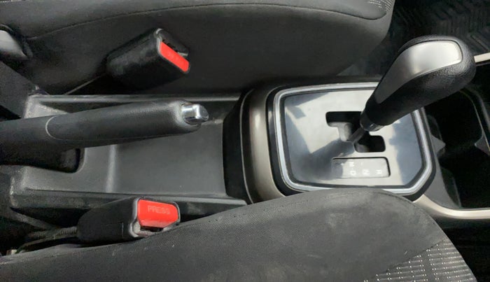 2017 Maruti IGNIS DELTA 1.2 AMT, Petrol, Automatic, 79,034 km, Gear Lever
