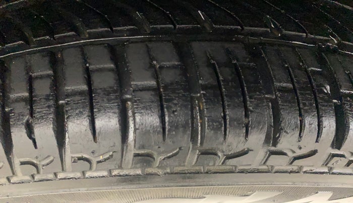 2016 Tata Nano TWIST XT, Petrol, Manual, 22,902 km, Right Rear Tyre Tread