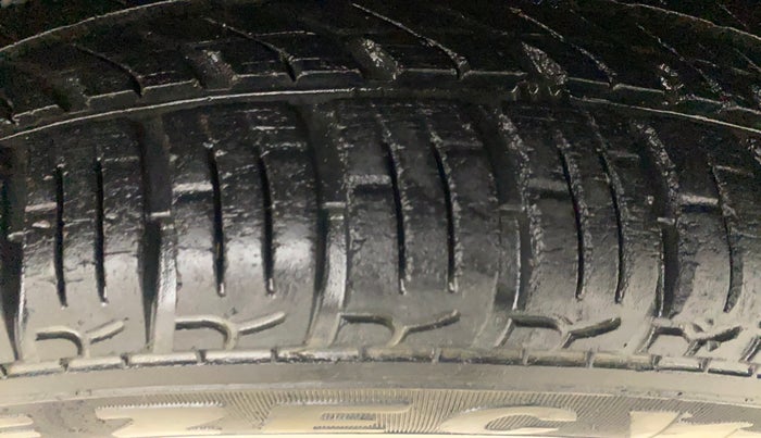 2016 Tata Nano TWIST XT, Petrol, Manual, 22,902 km, Left Rear Tyre Tread