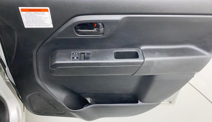 2023 Maruti New Wagon-R LXI CNG 1.0, CNG, Manual, 12,177 km, Driver Side Door Panels Control