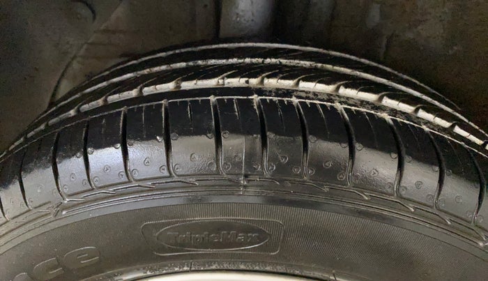 2018 Hyundai Elite i20 MAGNA EXECUTIVE CVT, Petrol, Automatic, 79,446 km, Right Rear Tyre Tread