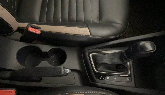 2018 Hyundai Elite i20 MAGNA EXECUTIVE CVT, Petrol, Automatic, 79,446 km, Gear Lever