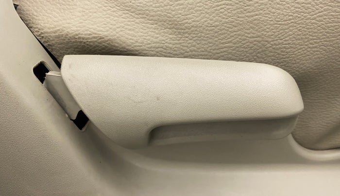 2015 Maruti Celerio ZXI AMT, Petrol, Automatic, 66,182 km, Driver Side Adjustment Panel