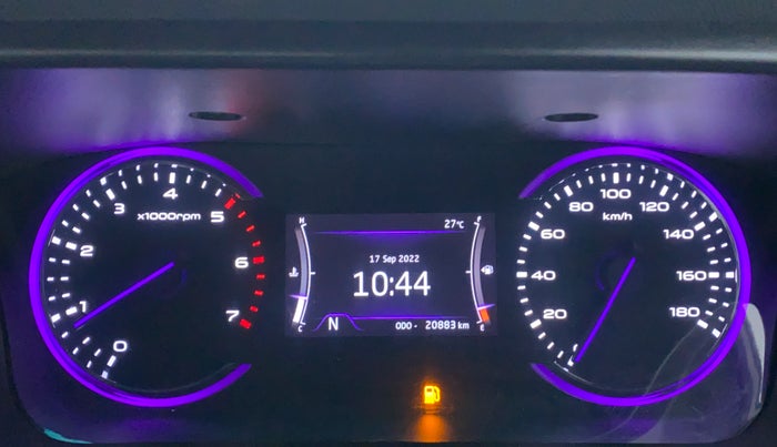 2019 Mahindra MARAZZO M8 7 STR, Diesel, Manual, 20,933 km, Odometer Image