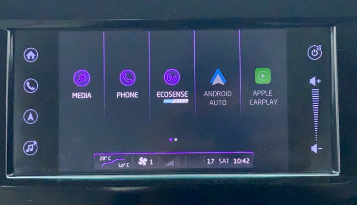 2019 Mahindra MARAZZO M8 7 STR, Diesel, Manual, 20,933 km, Apple CarPlay and Android Auto