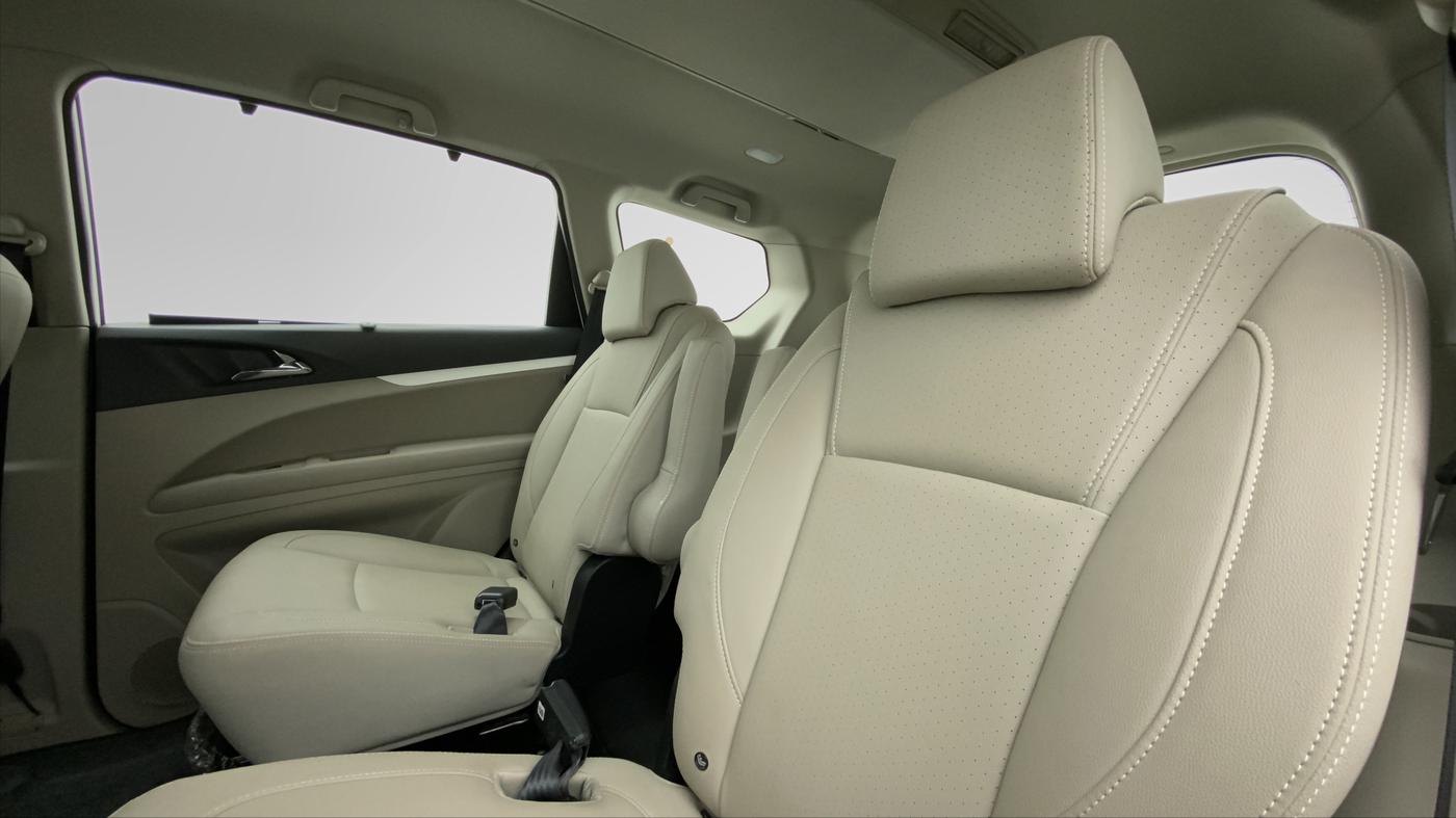 2019 Mahindra MARAZZO M8 7 STR, Diesel, Manual, 20,933 km, Right Side Rear Door Cabin
