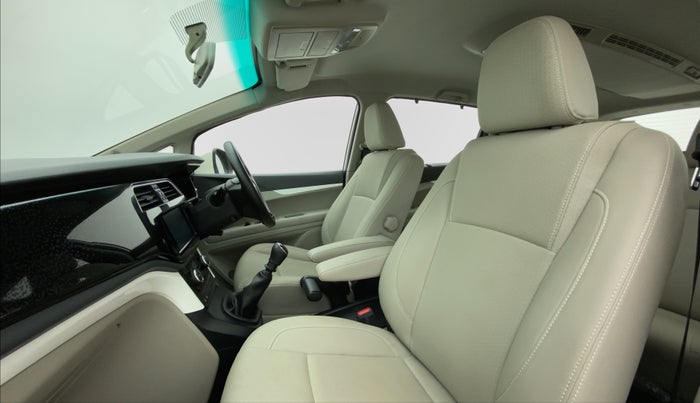 2019 Mahindra MARAZZO M8 7 STR, Diesel, Manual, 20,933 km, Right Side Front Door Cabin