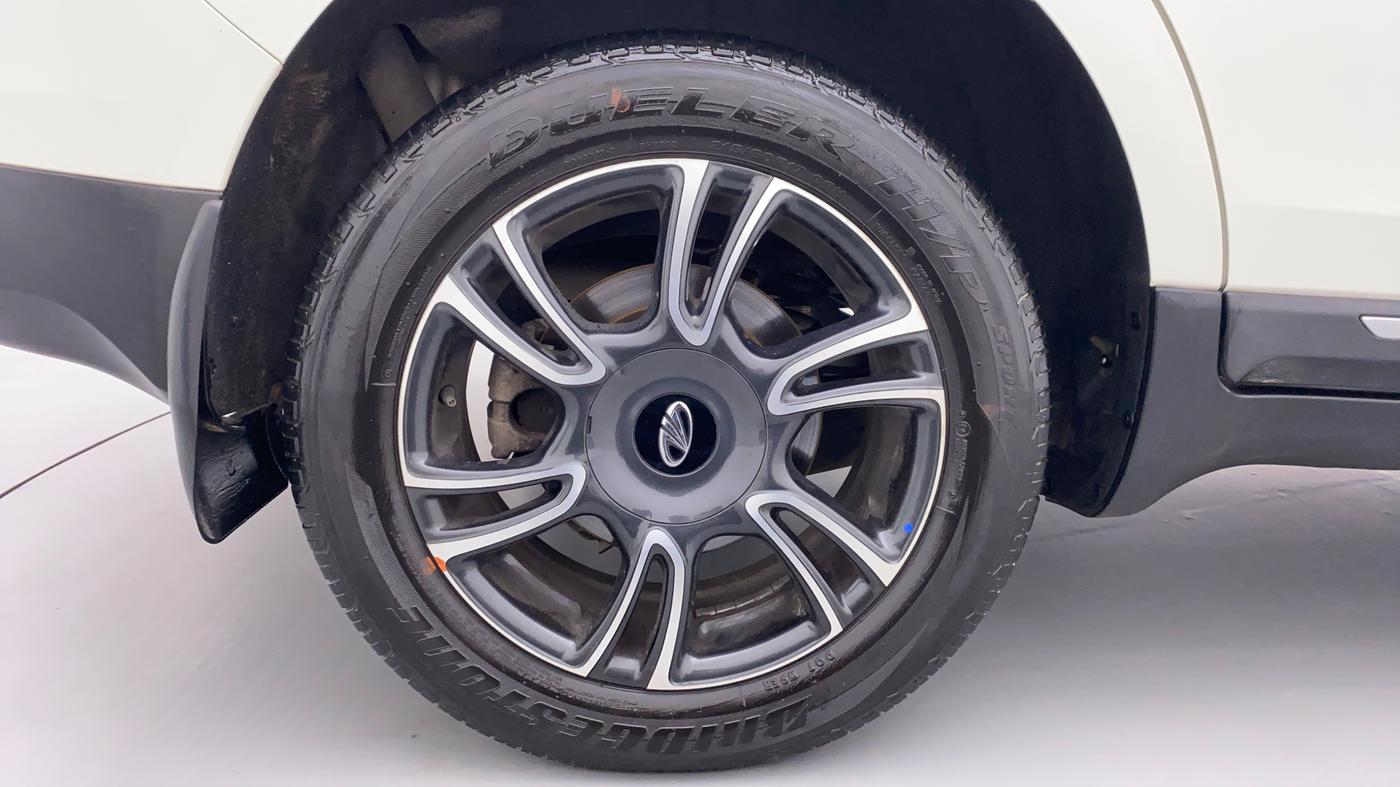 2019 Mahindra MARAZZO M8 7 STR, Diesel, Manual, 20,933 km, Right Rear Wheel