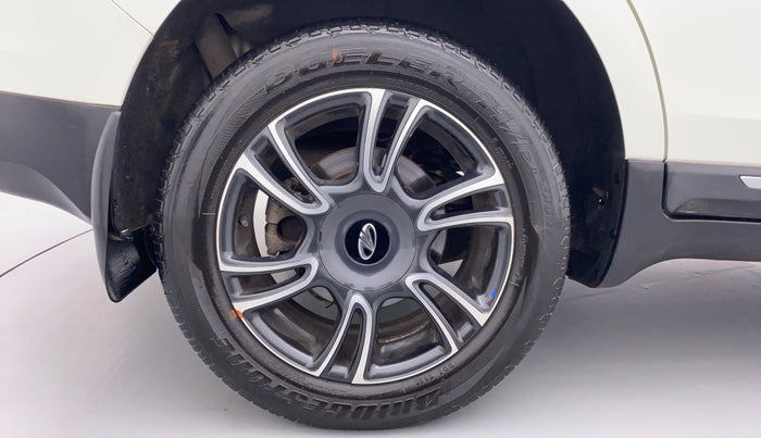 2019 Mahindra MARAZZO M8 7 STR, Diesel, Manual, 20,933 km, Right Rear Wheel